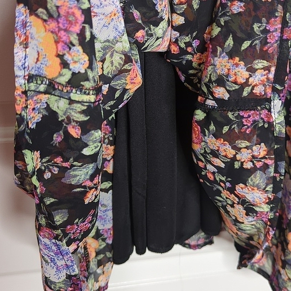 My Story Sleeveless Lined Dark Floral Halter Mini Dress Keyhole Front Back L - Picture 7 of 13